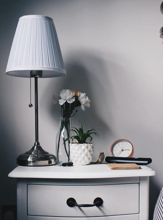 Bedside Styling: How To Style Your Bedside Table