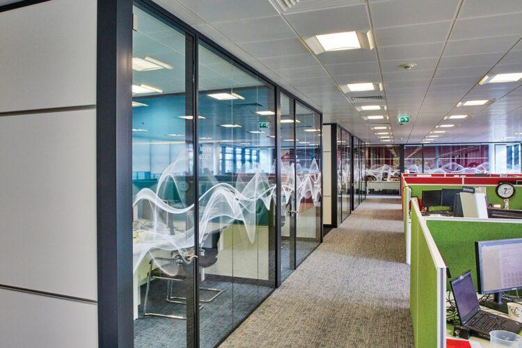 Using Glass Wall Partitions in the Office