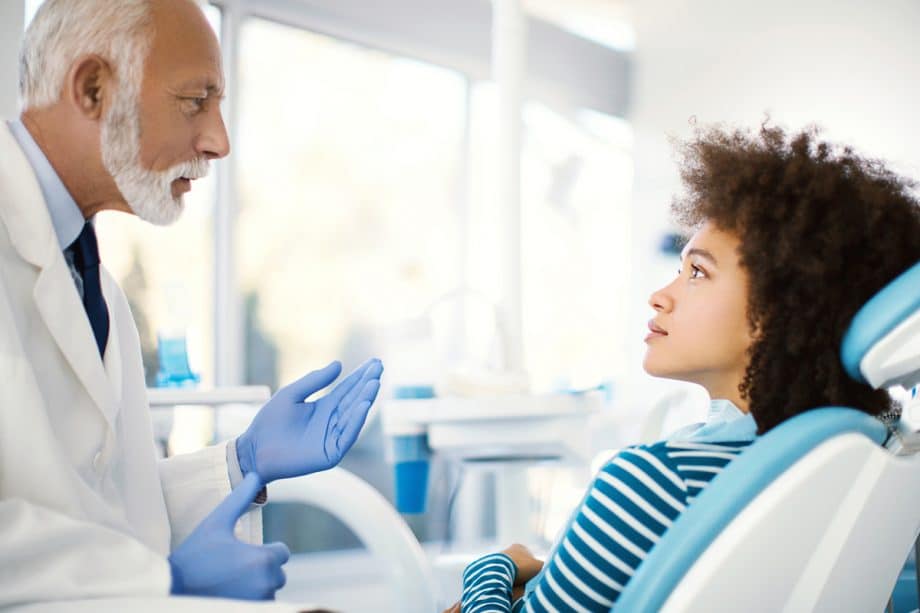 The Benefits Of Choosing A Dentist Who Offers Both Family And Cosmetic Services