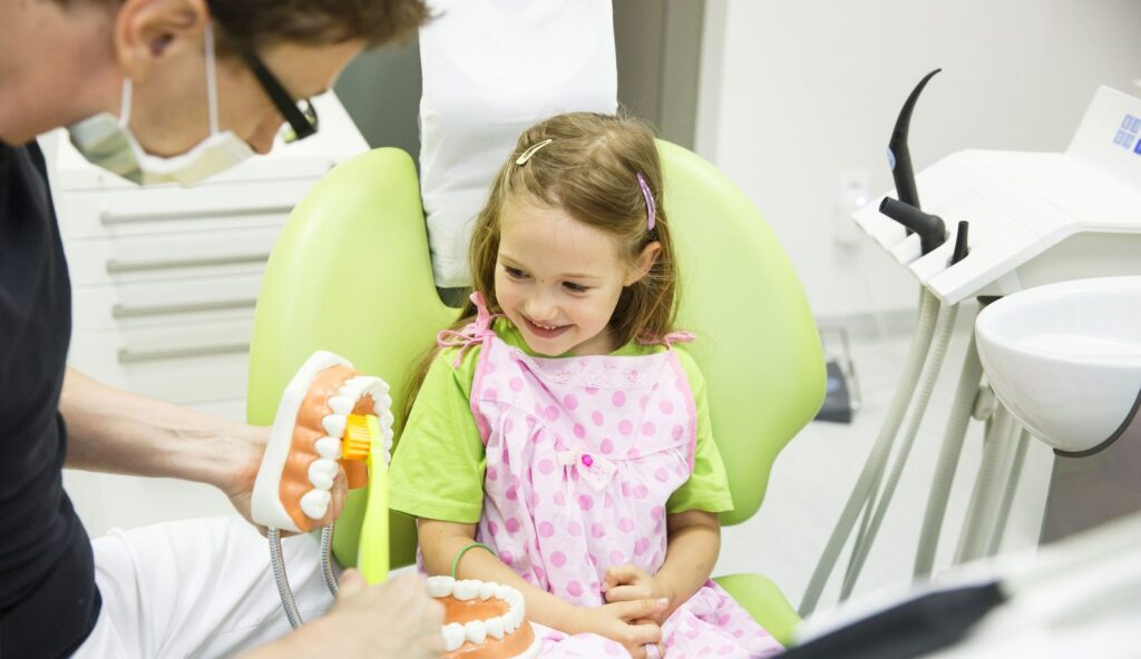 5 Conversation Starters To Make Kids Comfortable In The Dental Chair